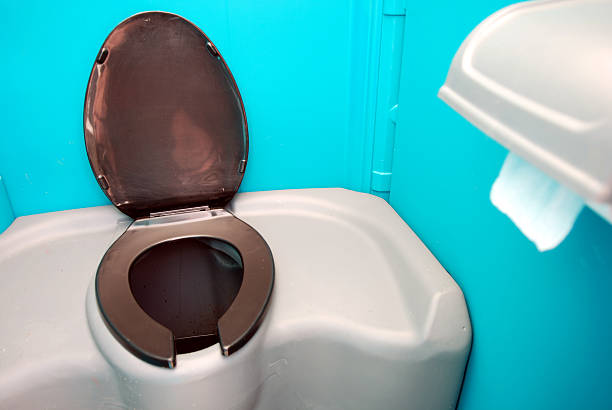 Best Portable restroom trailer rental  in Leonardo, NJ